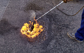 Long Lee flat roofing repairs